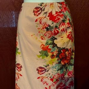 Casual Bobeau floral skirt.